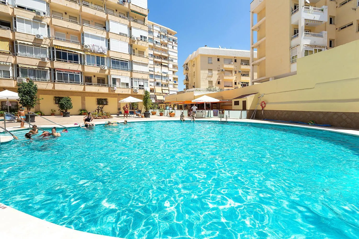 Ver1 - Terraza - 1 Dorm - Wifi - Centro A 100 Metros - Playa A 600 Metros Torremolinos