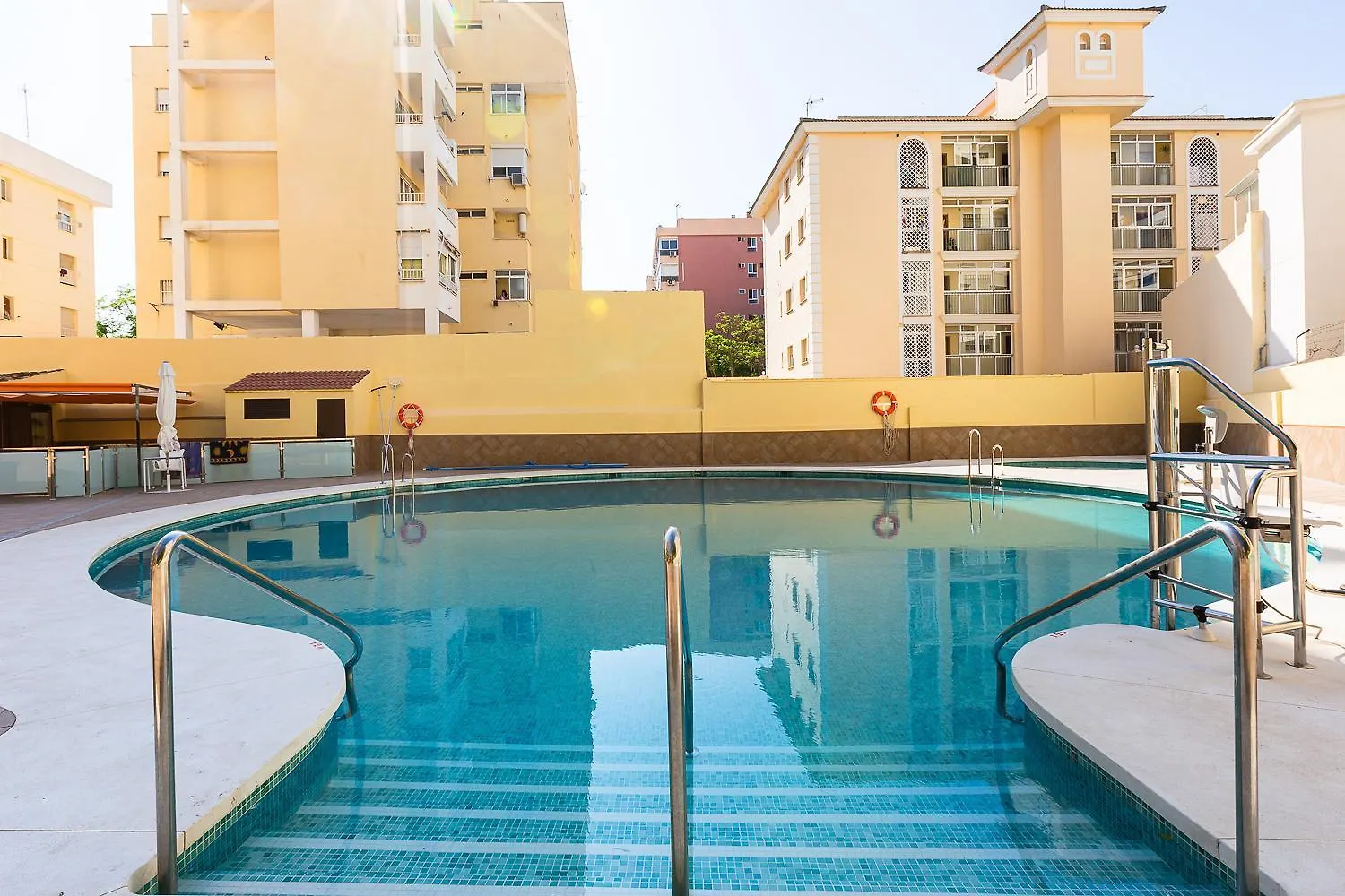 Ver1 - Terraza - 1 Dorm - Wifi - Centro A 100 Metros - Playa A 600 Metros Torremolinos Spain